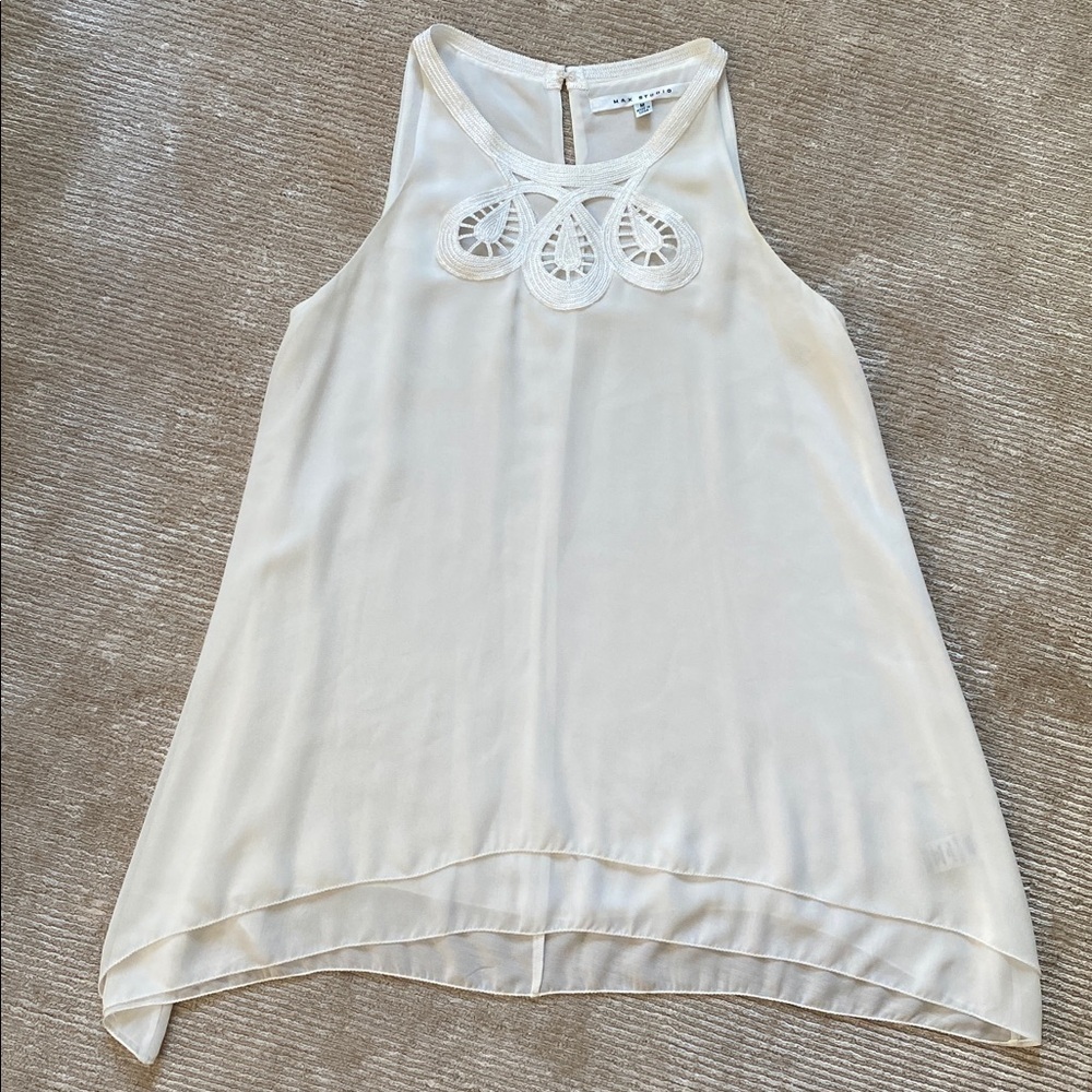 Max Studio Sleevless Eyelet Lace Embroidered White Blouse Size M